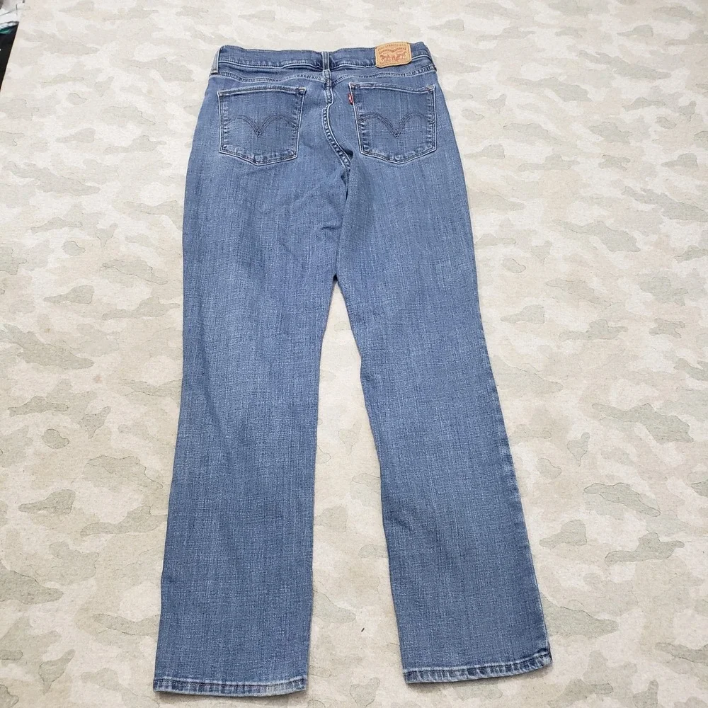 Levi's Jeans Womens 28 Blue Pockets Classic Straight Denim Medium Wash - Picture 12 of 13